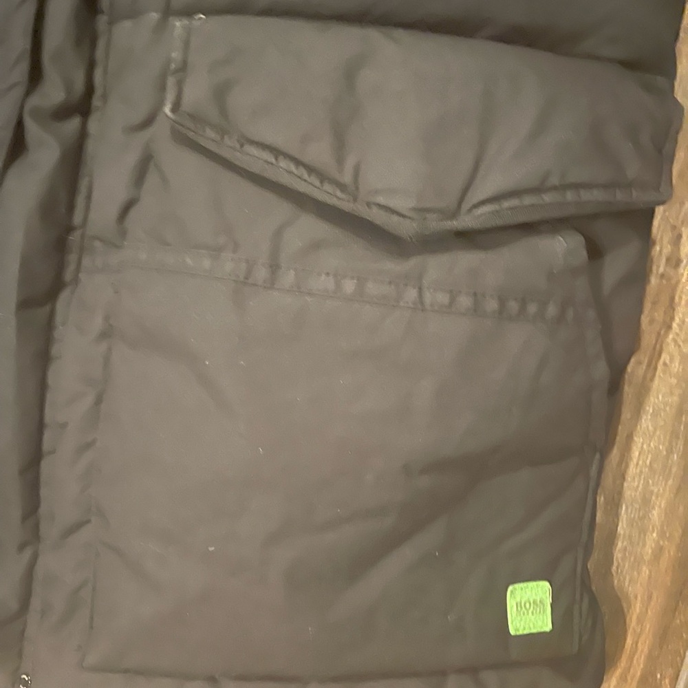 Hugo Boss winter jacket - Picture 3 of 7